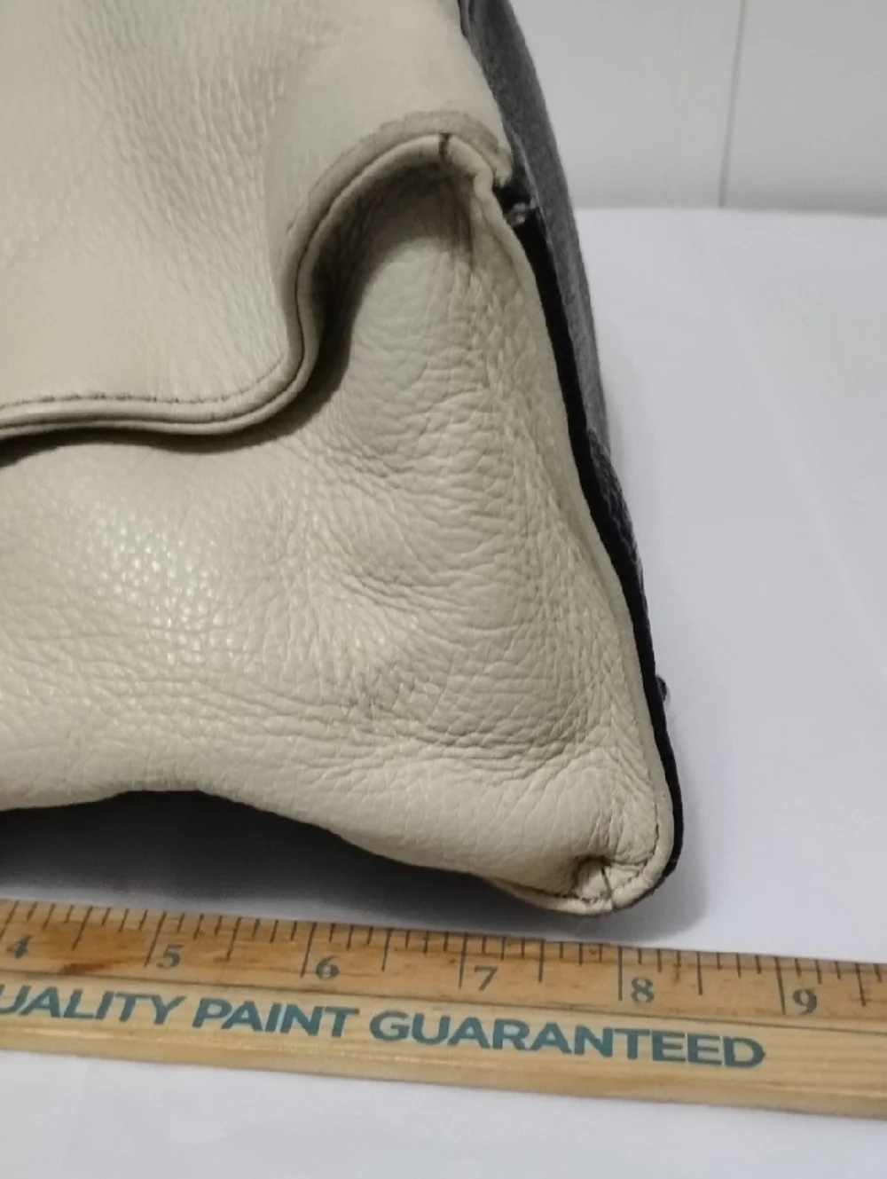 Aimee Kestenberg Classic‎ Two-Tone Leather Satchel Bag - Cream and Black
